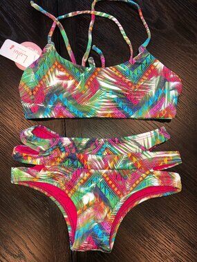 NWT LULUI Girls Bikini - 2 pieces swimwear bathing suit -Size 8